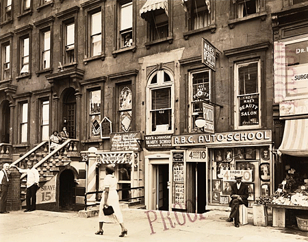 Byron Company (New York, N.Y.) | Street Scenes, Seventh Avenue Around 30th St., Colored District. | 1903 | Museum of the City of New York; mcny.org